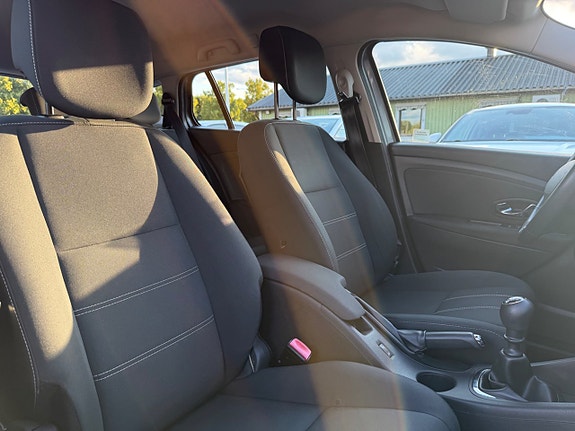 Renault Megane 14 of 21