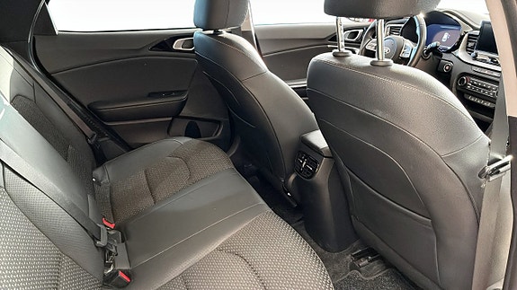 Kia XCeed 5 of 9