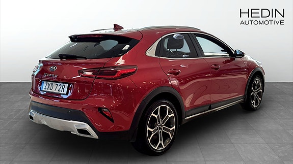Kia XCeed 2 of 9