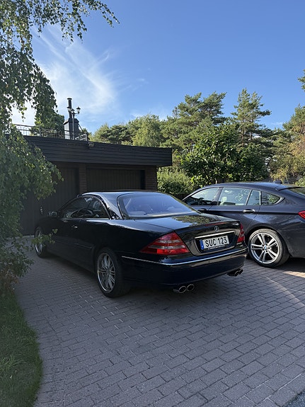 Mercedes-Benz CL500 4 of 17