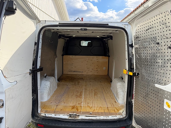 Ford Transit Custom 3 of 8