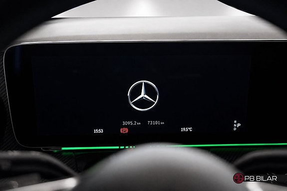 Mercedes-Benz V300 18 of 26