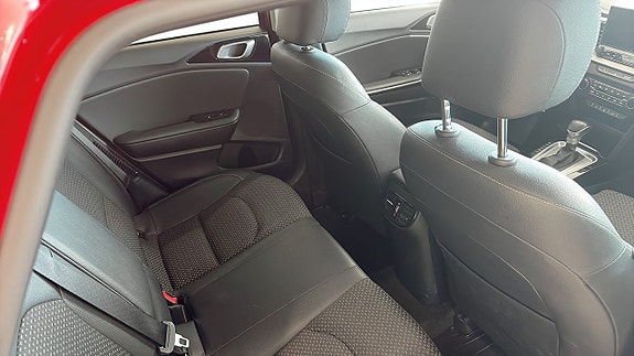 Kia Ceed 5 of 12