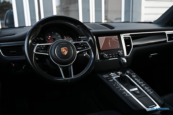 Porsche Macan S 8 of 20