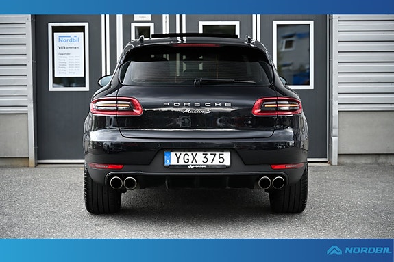Porsche Macan S 4 of 20