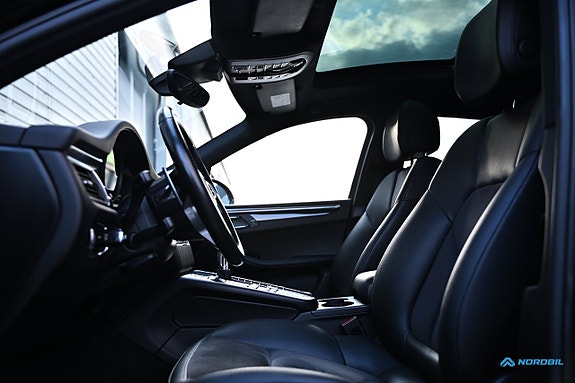 Porsche Macan S 7 of 20