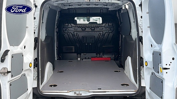Ford Transit Connect 10 of 11