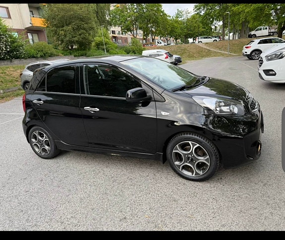 Kia Picanto 2 of 6