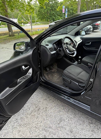 Kia Picanto 5 of 6