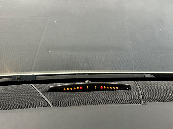 Mercedes-Benz E220 26 of 27