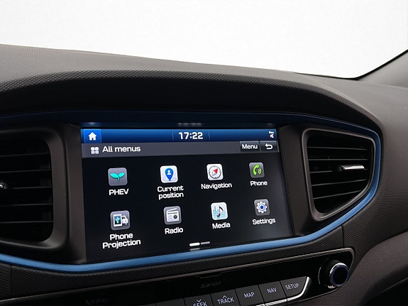 Hyundai IONIQ 24 of 30