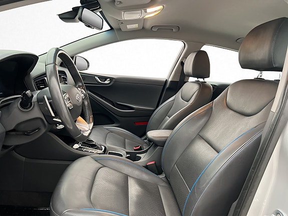 Hyundai IONIQ 15 of 30