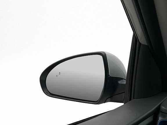 Hyundai IONIQ 17 of 30