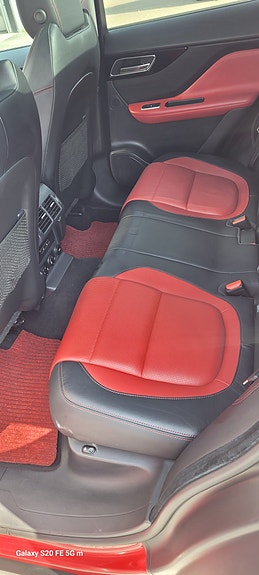 Jaguar F-PACE 3 of 12
