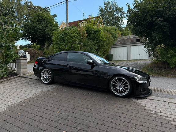 BMW 320d 4 of 11