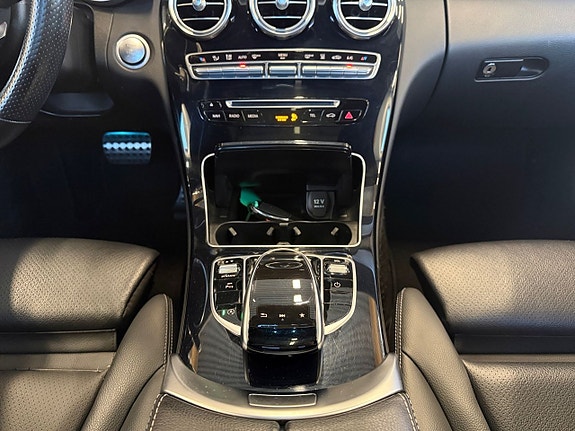 Mercedes-Benz C220 11 of 26