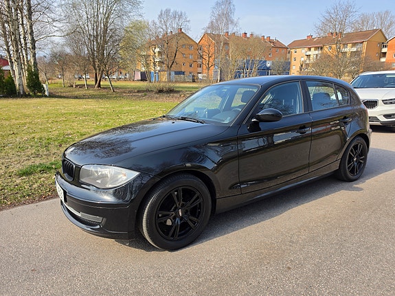 BMW 116i 2 of 6