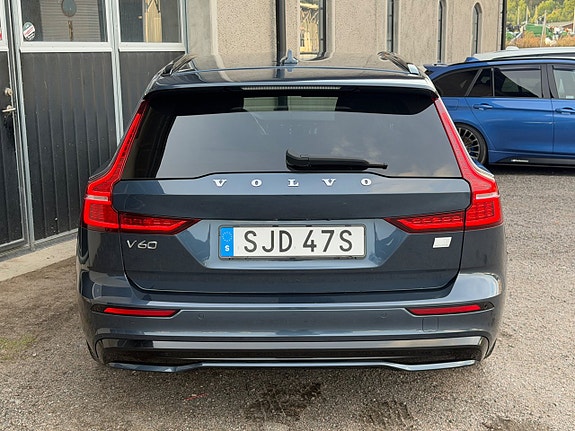 Volvo V60 7 of 19