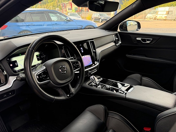 Volvo V60 9 of 19