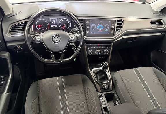 Volkswagen T-Roc 7 of 15