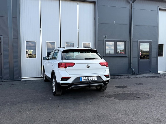 Volkswagen T-Roc 5 of 15
