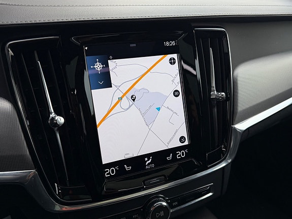 Volvo V90 Cross Country 18 of 24