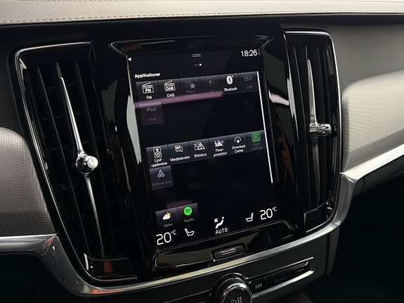 Volvo V90 Cross Country 20 of 24