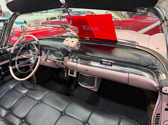 Cadillac Serie 62 14 of 21