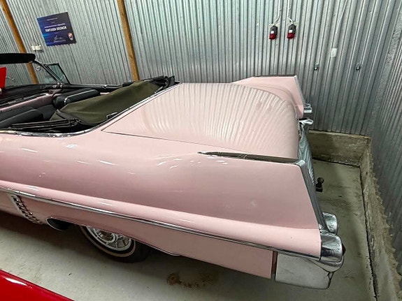Cadillac Serie 62 6 of 21