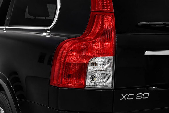 Volvo XC90 7 of 29