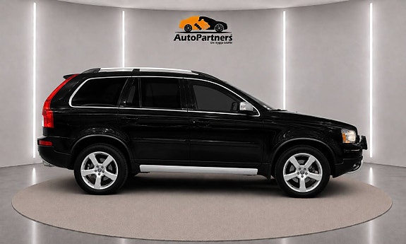 Volvo XC90 4 of 29