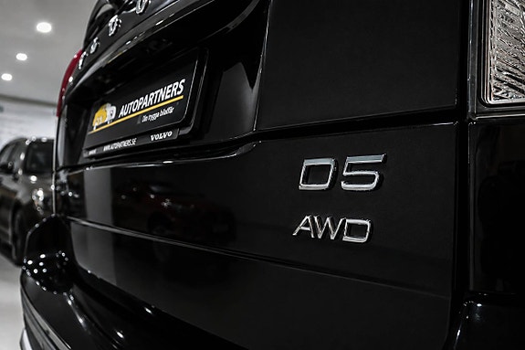 Volvo XC90 9 of 29