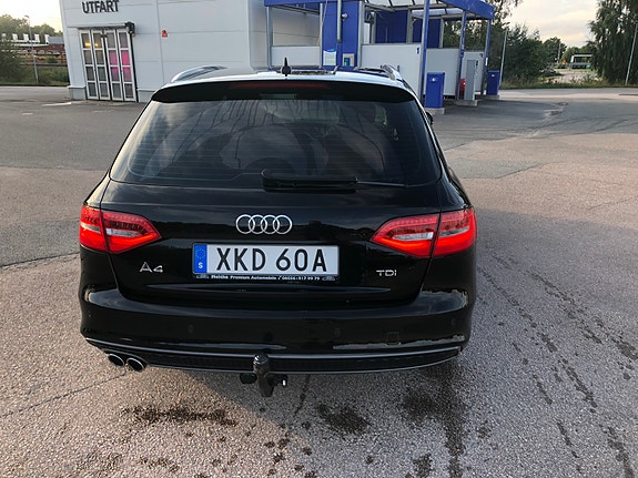 Audi A4 3 of 12