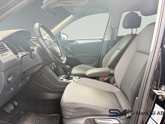 Volkswagen Tiguan 10 of 25