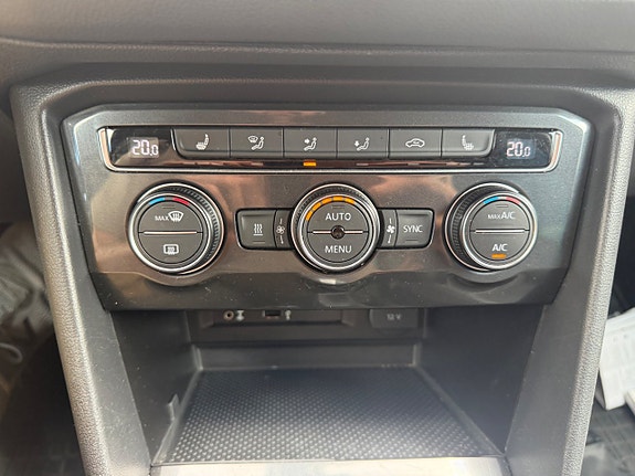 Volkswagen Tiguan 22 of 25