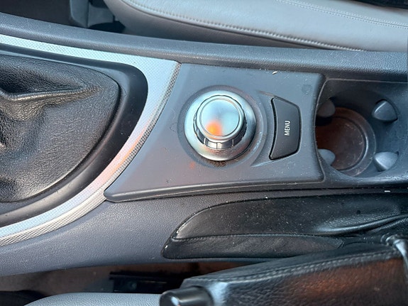 BMW 120i 17 of 22