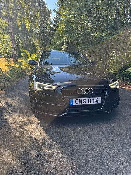 Audi A5 2 of 14