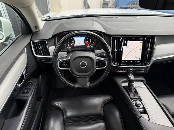 Volvo S90 11 of 22