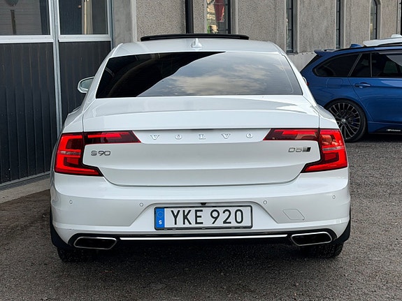 Volvo S90 7 of 22