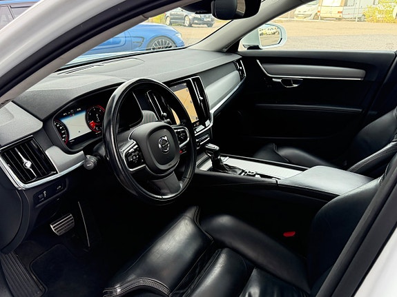 Volvo S90 9 of 22
