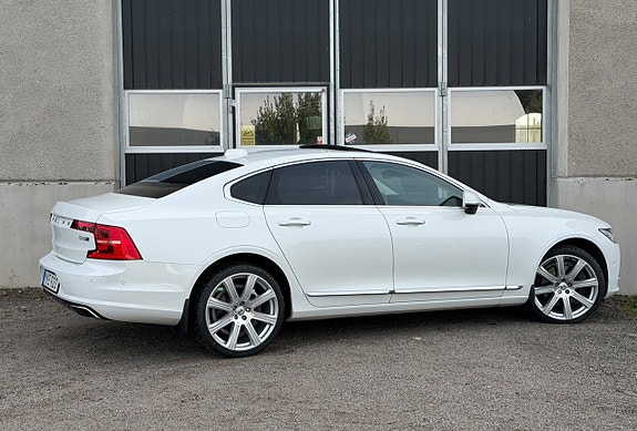 Volvo S90 4 of 22