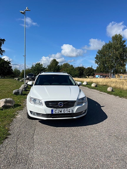 Volvo V70 4 of 7