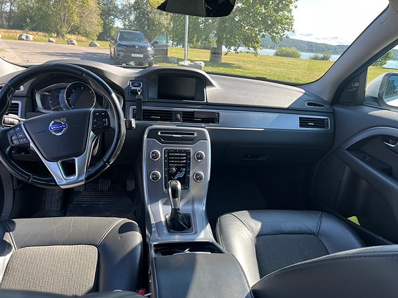 Volvo V70 7 of 7