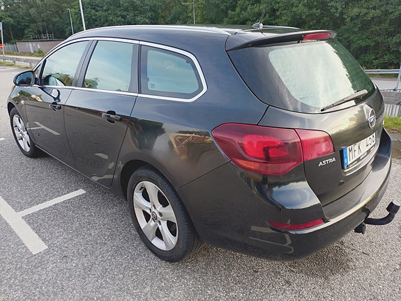 Opel Astra 3 of 6