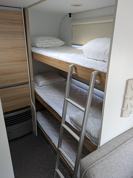 Adria Altea 552PK Barnkammarvagn 9 of 21