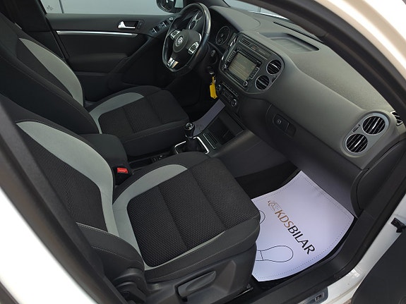 Volkswagen Tiguan 7 of 12