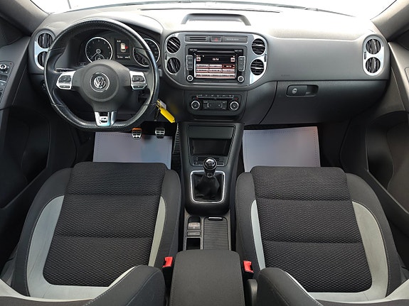 Volkswagen Tiguan 8 of 12