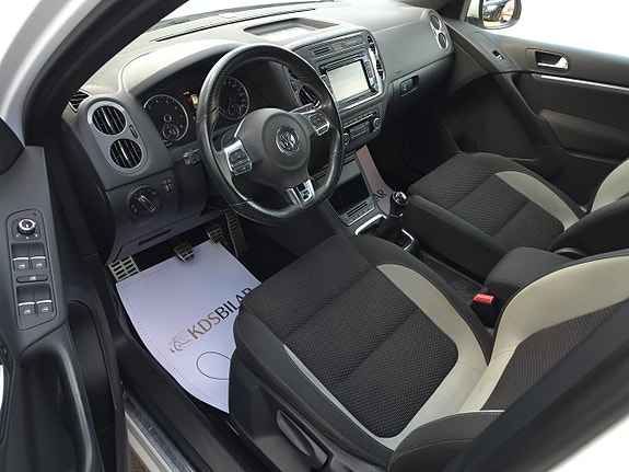 Volkswagen Tiguan 9 of 12