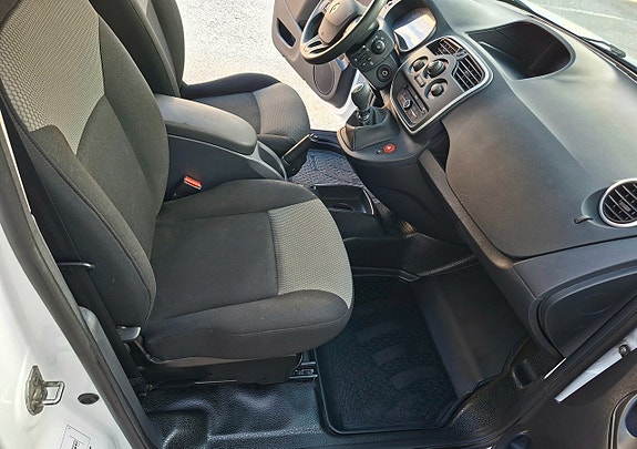 Renault Kangoo Express 14 of 20