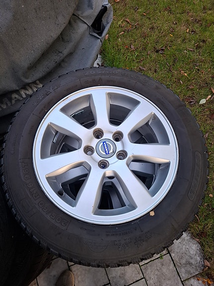 Volvo V70 12 of 13